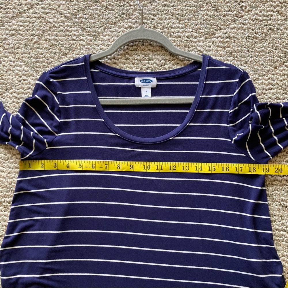 5/$15 Old Navy Maternity Navy & White Striped LS Nursing Top Medium - Picture 7 of 7